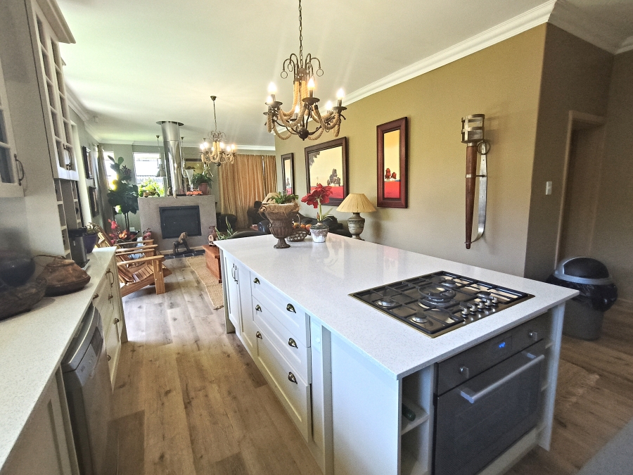 3 Bedroom Property for Sale in Gordons Bay Village Western Cape